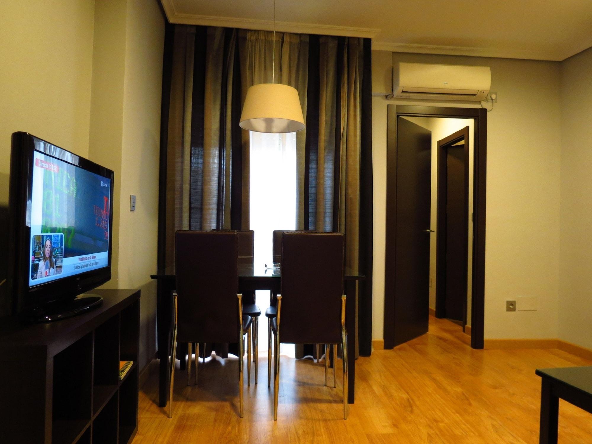 Apartamentos Boutique Catedral Valladolid Szoba fotó